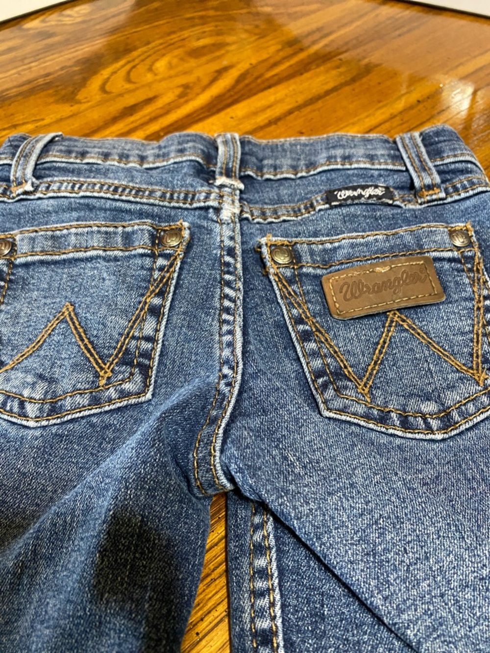 Wrangler girls Jeans Set in Light Blue and Dark Blue 4t - Picture 10 of 11